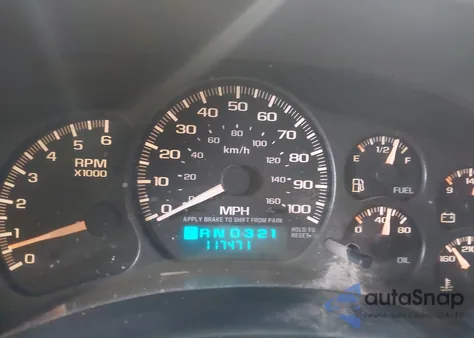 2002 Chevrolet Silverado 2500Hd z USA, uszkodzony, nr VIN 1GCHK24U92Z113532